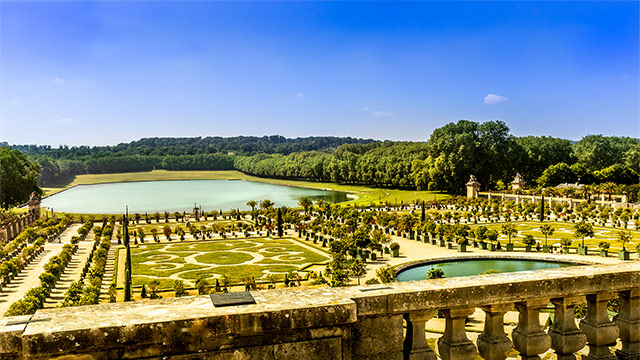 PRIVATE GUIDE PARIS Versailles Gardens
